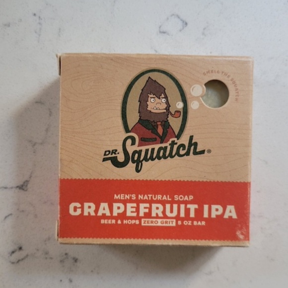 Lot of Seven (7) Bars of Dr. Squatch Soap - Picture 6 of 11